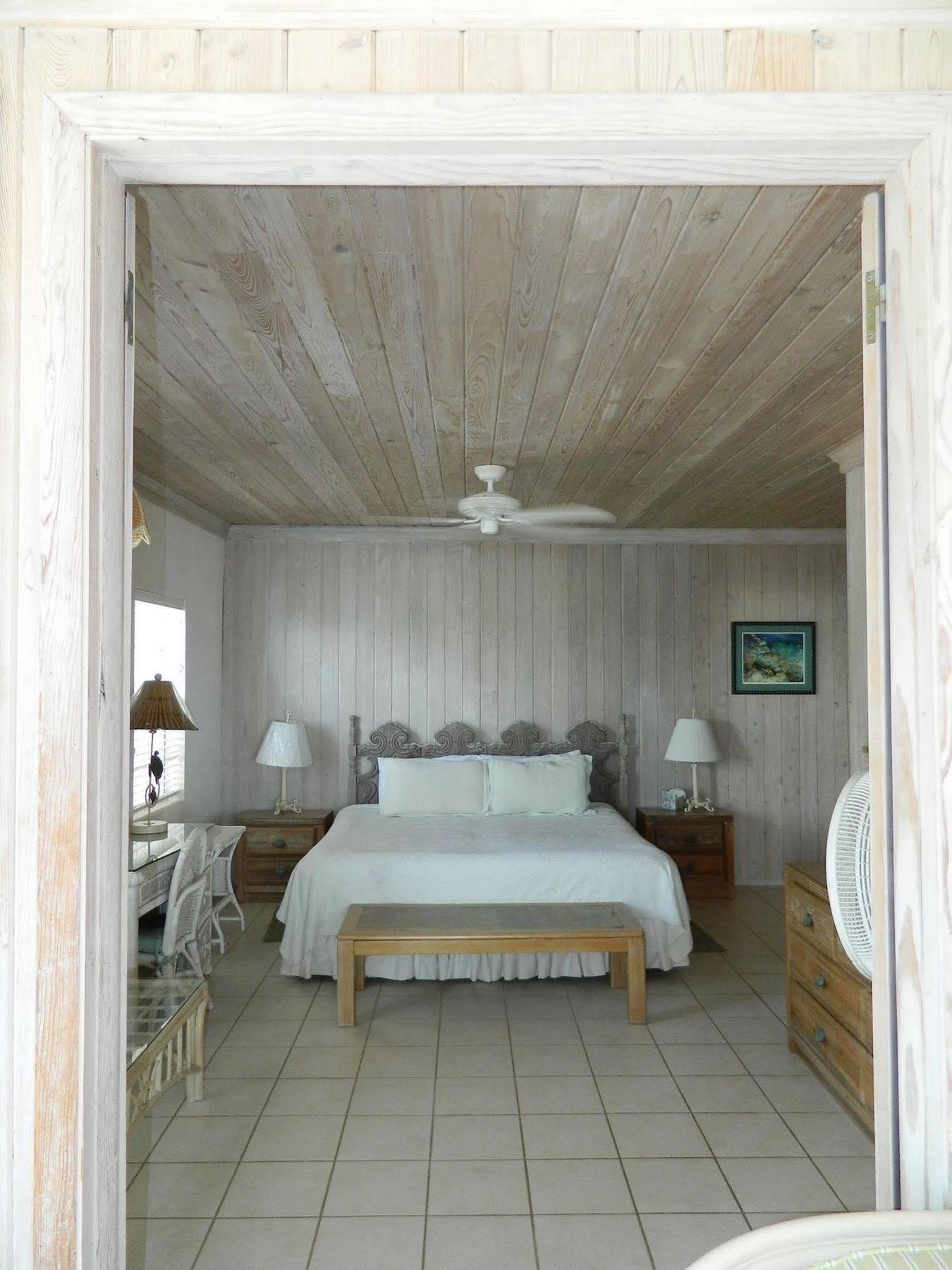 Hotel Regatta Point George Town Esterno foto